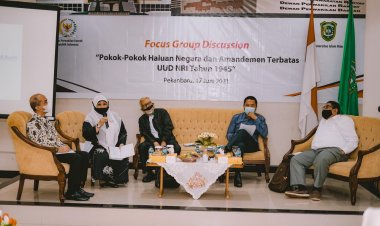 FGD di UIR, Akademisi dan Senator Asal Riau Bahas Amandemen UUD