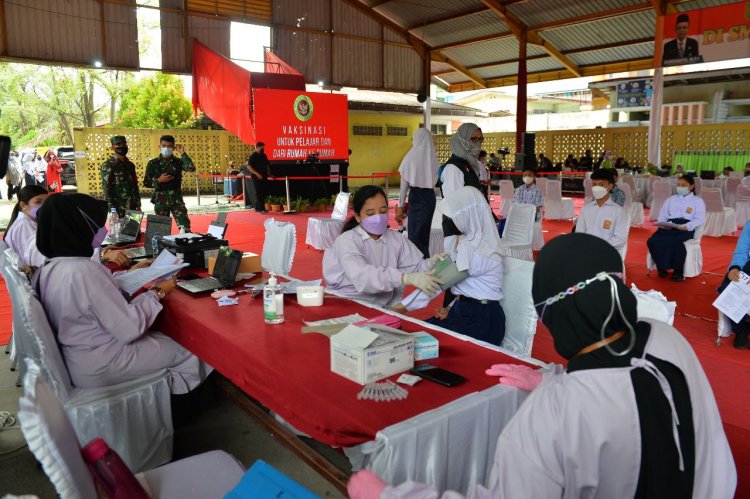 Vaksinasi Covid-19 untuk Pelajar Pekanbaru, Anggun: Saya Tidak Takut