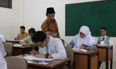 Guru Madrasah Non PNS Bakal Terima Insentif, Ini Kriterianya