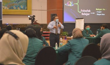Dilatih Quantum Learning, 85 Mahasiswa UMRI Terima Materi Speed Reading Hingga Super Memory