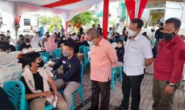 Disokong Mabes Polri dan Polda Riau, 2.000 Mahasiswa UMRI Divaksin