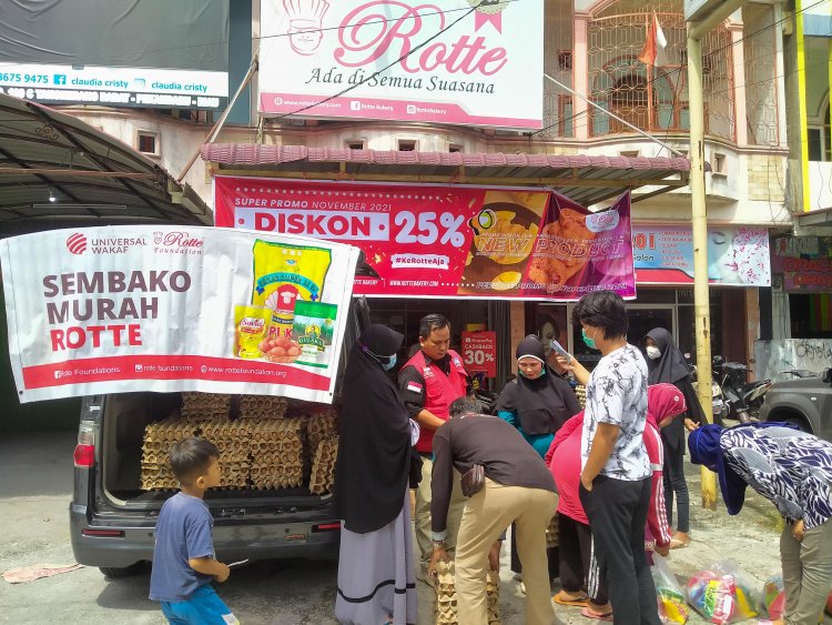 Sasar Kaum Dhuafa, Rotte Jual Paket Sembako Lebih Murah dari Harga Pasaran