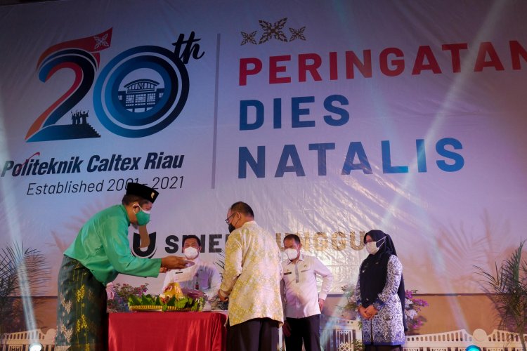 Peringati 20 Tahun, PCR Berikan Penghargaan kepada Industri, Sekolah dan Pemerintah