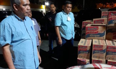 Disdik Riau Salurkan Bantuan Pemprov untuk Korban Banjir di Rohul