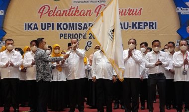 Dilantik Jadi Ketua IKA UPI Riau-Kepri, Helmi: Pendidikan Itu Investasi Penting