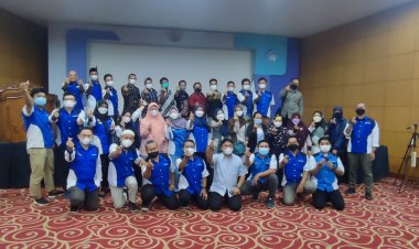 Dua orang Relawan Teknologi informasi komunikasi dari Riau mengikuti Ikuti ToT di Pusdiklat Kominfo RI