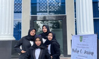 Wow, Tim UIR Raih Penghargaan di Kompetisi Peradilan Semu Internasional