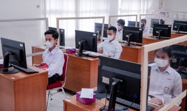 Gelombang Pertama, PCR Buka 2 Jalur Penerimaan Mahasiswa Baru