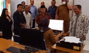 Forkom Ikut Pantau PPDB SMA dan SMK di Riau
