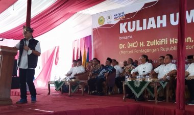 Pada Ribuan Mahasiswa UMRI, Zulhas: Siapa yang Siap Bisa Kendalikan Dunia