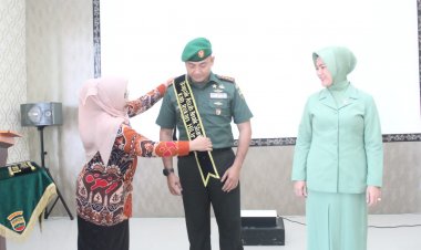 Percepat Penanganan Kasus Stunting, Dandim Rohil Jadi Bapak Asuh Anak Stunting