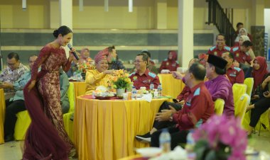 Puncak Peringatan Milad Ke-60 UNRI Dihadiri Penyanyi Maria Calista