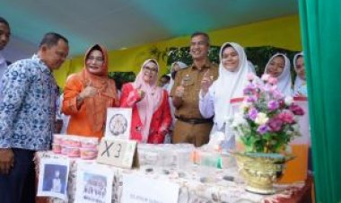 Implementasi Kurikulum Merdeka, SMAN 7 Pekanbaru Gelar Festival Panen Karya