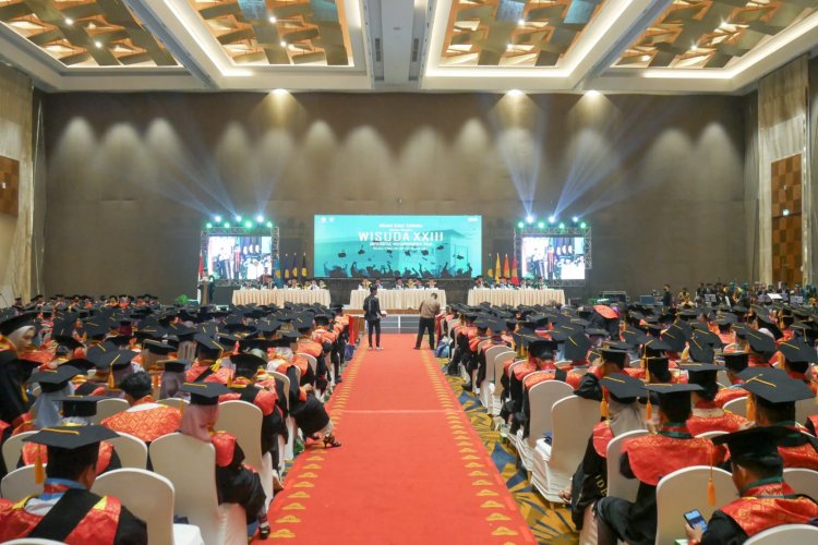 Suasana Wisuda