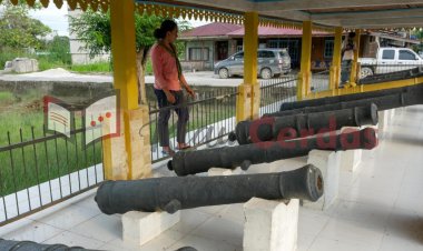 Nelayan Keluhkan Limbah Perusahaan Bikin Ikan di Sungai Kampar Mati