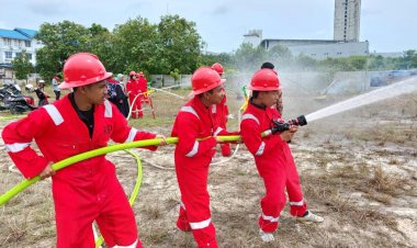 Mahasiswa Fikom UMRI Ikut Simulasi Pemadaman Karhutla