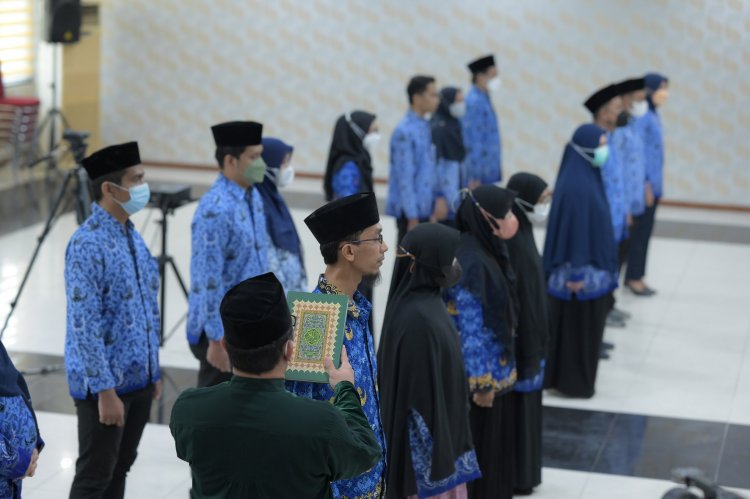 24 Dosen Universitas Riau Dilantik