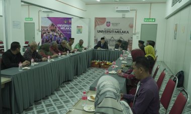 Sepakat Jalin Kerjasama, Delegasi UIR Diterima Hangat di Universitas Melaka  Malaysia
