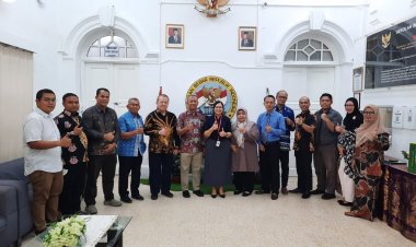 Komit Dukung Pendidikan Anak Indonesia di Malaysia, UIR Bakal Kirim Mahasiswa