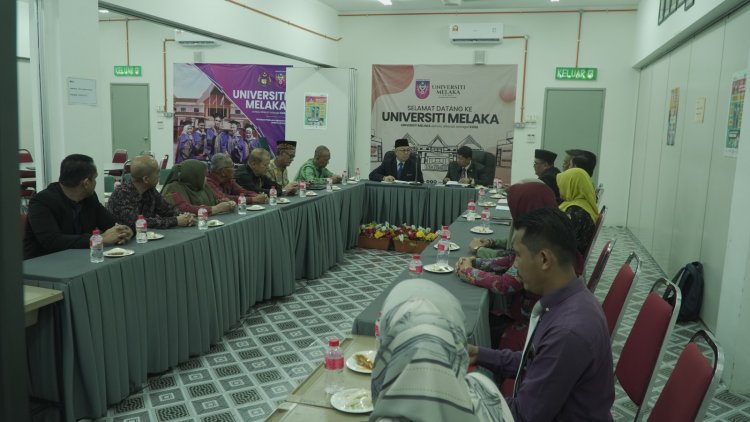 Sepakat Jalin Kerjasama, Delegasi UIR Diterima Hangat di Universitas Melaka  Malaysia