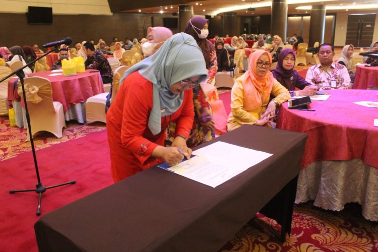 Anggap Penting Peran Remaja, BKKBN Riau Gelar Workshop Parenting 1001 Cara Bicara