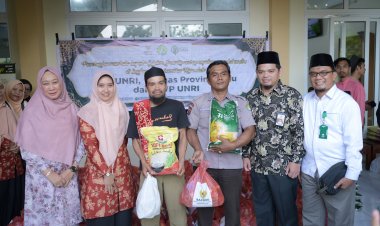 Cleaning Service dan Sekuriti UNRI Terima Bantuan Sembako