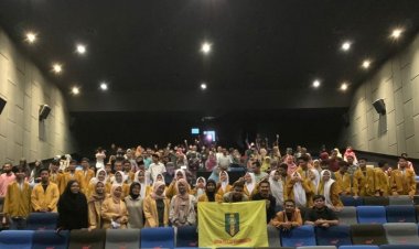 PW IPM Riau Nobar Film Buya Hamka di Bioskop