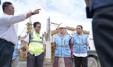 Lihat Gedung yang Dibangun AKSI-ADB, Tim Review Mission Kunjungi UNRI