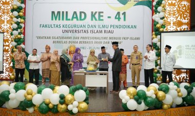 Rayakan Milad Ke-41, FKIP UIR Tanam 1.000 Pohon Hingga Beri Layanan Kesehatan