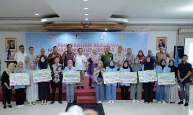 Sasar Mahasiswa Rohul dan Kampar, SPR Langgak Beri Beasiswa Sampai Tamat