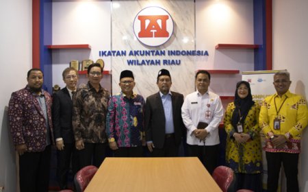 Kantor Ikatan Akuntan Indonesia Wilayah Riau Diresmikan Rektor UMRI