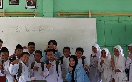 Bahas English for Tourism untuk Siswa Mts, Tim Kukerta UNRI Ingin Majukan Wisata di Desa Menaming