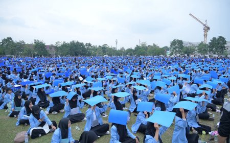 Ribuan Mahasiswa Baru UNRI Berhasil Lakukan  Penyusunan Mozaik PKKMB 2023