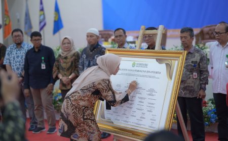 Rekor UNRI dan 10 Fakultas Ikut Canangkan  Pembangunan Zona Integritas