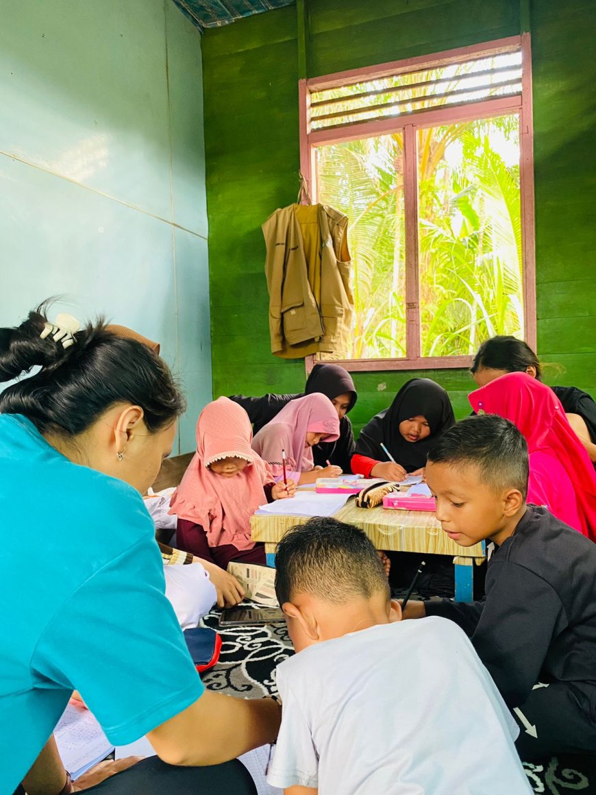 Kelas Petang, Program Literasi Mahasiswa Kukerta UNRI di Desa Lubuk Garam