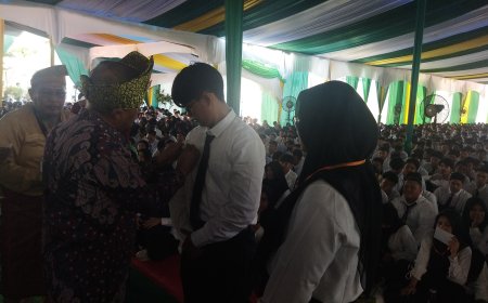 Pengenalan Kampus di UMRI, Ada Dua Mahasiswa Baru dari Thailand