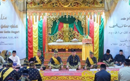 Kapolda Riau Resmi Menyandang Gelar Datuk Seri Jaya Perkasa Setia Negeri