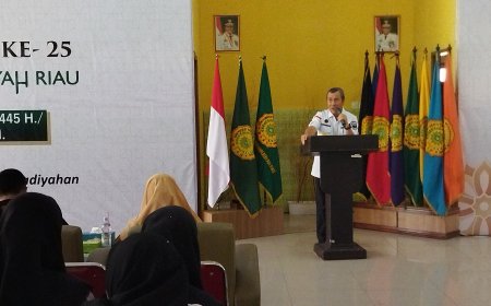 Hadiri Baitul Arqom UMRI, Gubri Minta Calon Wisudawan Jangan Hanya Andalkan Gelar