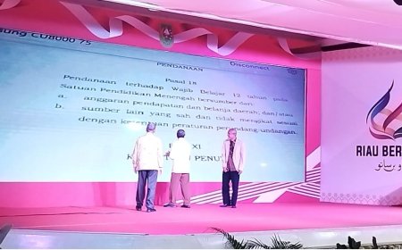 Sah, Gubri Luncurkan Wajib Belajar 12 Tahun dengan Pembelajaran Berbasis AI