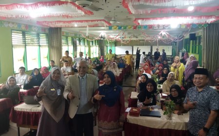 Pembelajaran Berbasis AI Bukan untuk Gantikan Guru