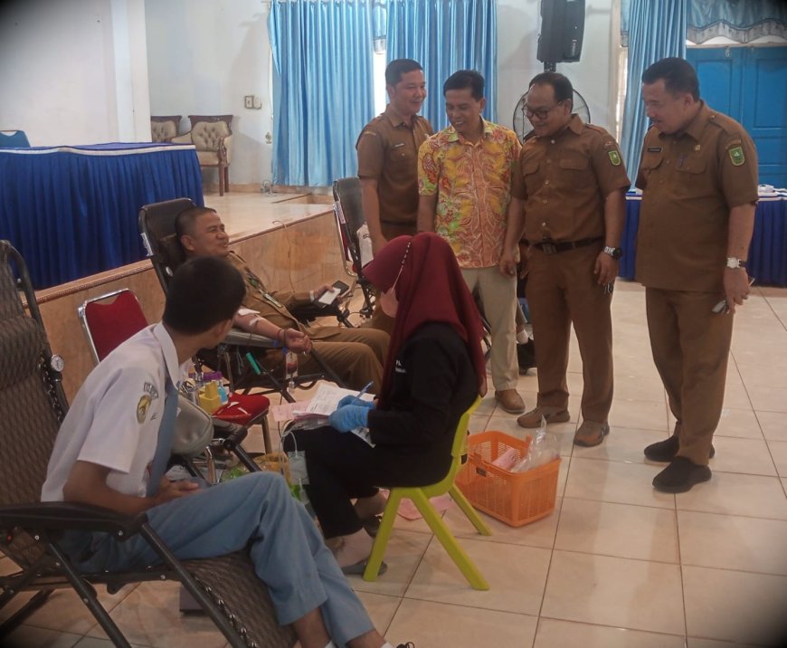 Gandeng SMKN 2 Pekanbaru, Iluni UNP Riau Gelar Aksi Donor Darah