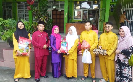 Aksi Berbagi, SMAN 9 Pekanbaru Salurkan 110 Paket Sembako