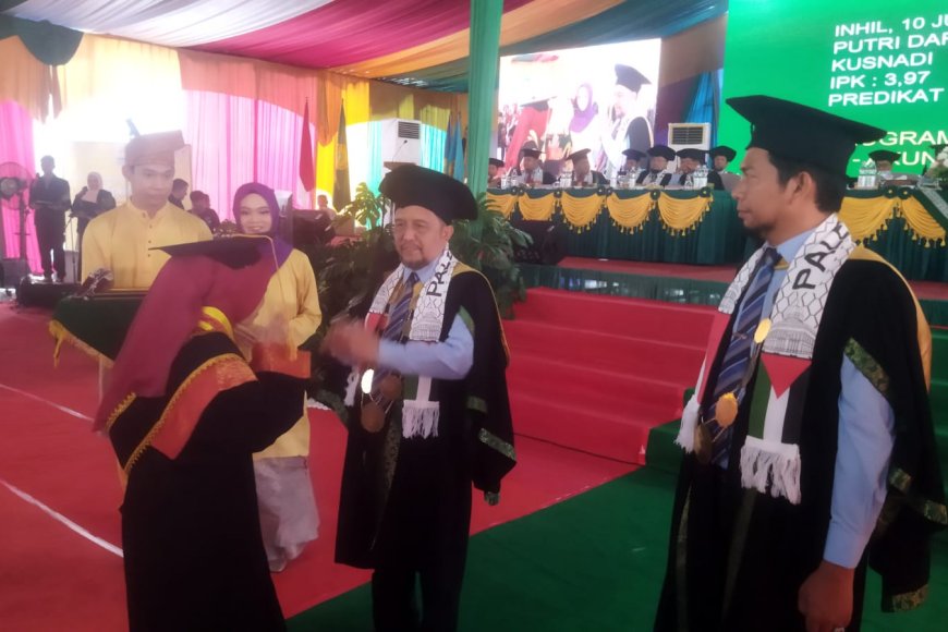 Salam untuk Wisudawan Terbaik