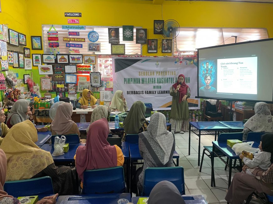 Beri Pandangan Cara Asuh Anak, PW Nasyiatul Aisyiyah Gelar Sekolah  Parenting