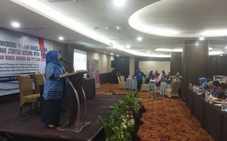 Gelar Rapat Reviu, BKKBN Riau Dorong Sejumlah Daerah Tingkatkan Capaian Program Bangga Kencana dan Penurunan Stunting