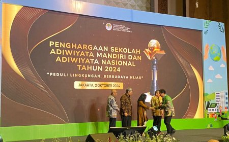 720 Sekolah Terima Penghargaan Adiwiyata dari 4 Kementerian