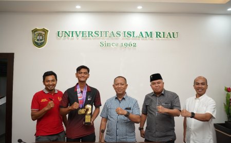 Raih Emas di Olahraga Horseback Archery di Korea, Kepulangan Fadli Disambut Pimpinan UIR