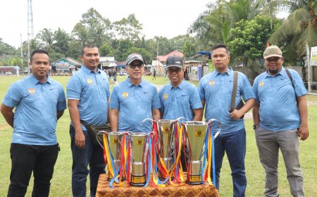 Umri Gelar Turnamen Sepakbola Gala Desa di Kecamatan Gobah Kampar