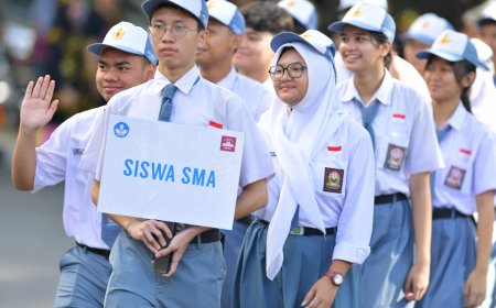 Mendikdasmen Tegaskan Lagi Kedudukan Penting Para Guru