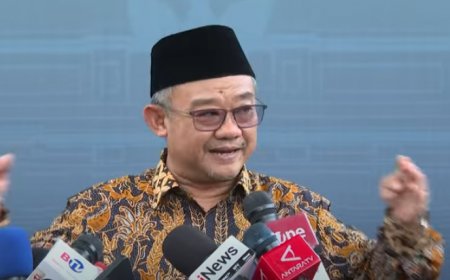 MK Wajibkan Pelajaran Agama di Sekolah, Begini Tanggapan Mendikdasmen